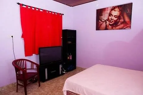 Отель Rainbow 3*